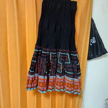 태국 몽족 빈티지 원단 플레어 스커트 (한정판)