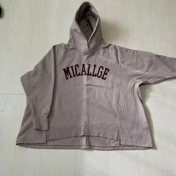 MICA & DEAL 후드 부착 베이지 후드티