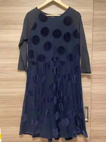 Lene 네이비 도트 무늬 긴팔 원피스