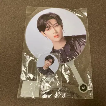 ZEROBASEONE RICKY 부채 세트