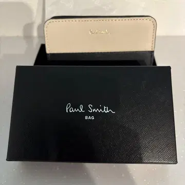 새상품 Paul Smith 키케이스 코인 케이스 블랙 베이지 가죽