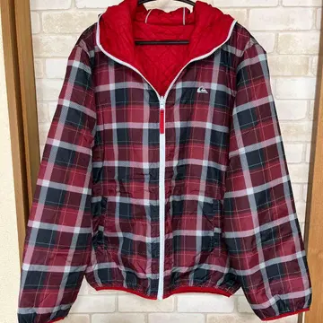 QUICK SILVER 빨간색과 블랙 체크 무늬 자켓 리버서블