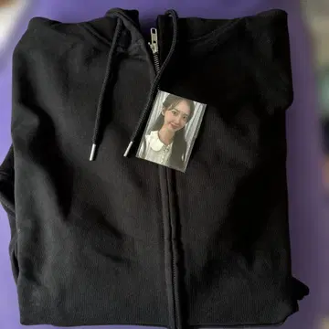 폭군의 셰프 한국 한정 POPUP 후드티 유나 카드 포함