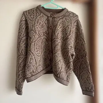 브라운 무늬 가디건