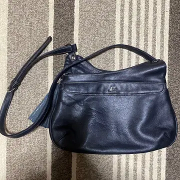 키타무라 네이비 가죽 숄더백