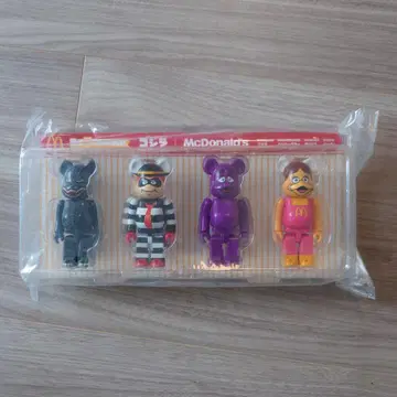 맥도날드 BE@RBRICK 4개 세트 새상품