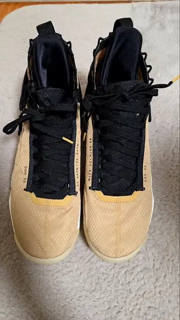 JUMPMAN 하이컷 스니커즈 베이지