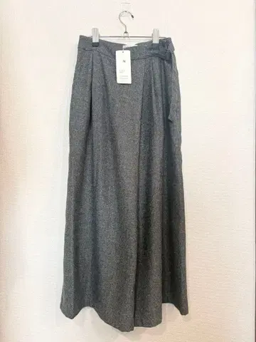 [ 새상품 ] HUG.U 트위드 팬츠 헤링본 변형 허리 와이드 팬츠 M