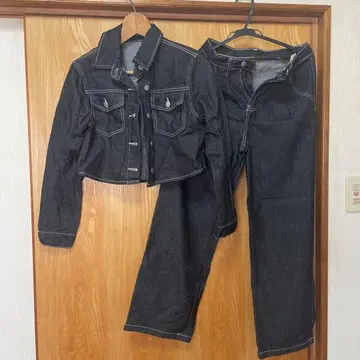 다크 데님 크롭 자켓과 팬츠 세트