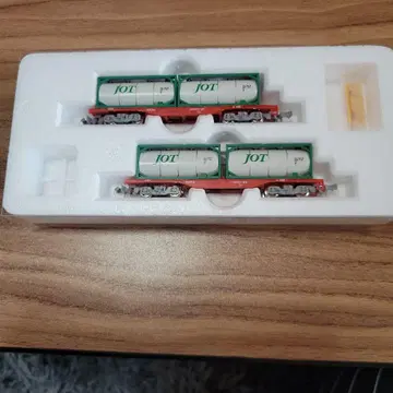 KATO 코키 200 JOT 컨테이너 4개 탑재 2량 세트