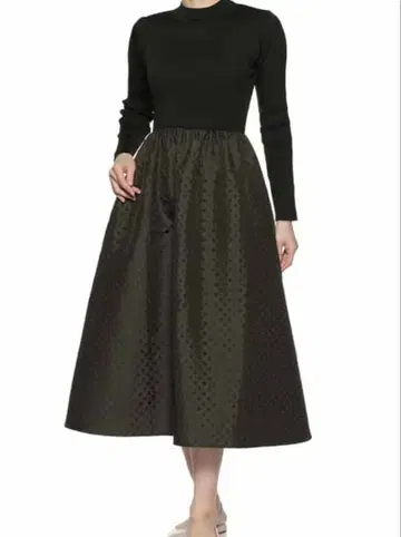 BARNEYS NEW YORK 니트 스커트 긴팔 원피스