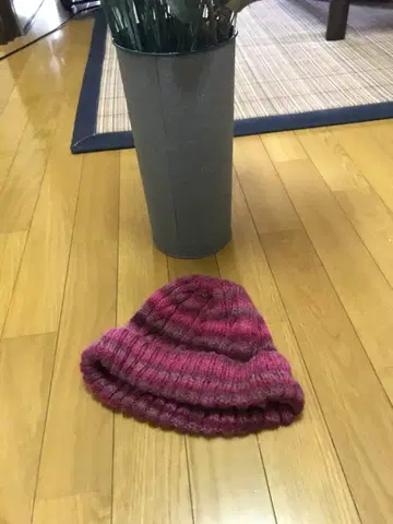 핑크 계열 그라데이션 니트 모자