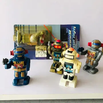 오래된 잡화점의 토코토코 스페이스 로봇 5체