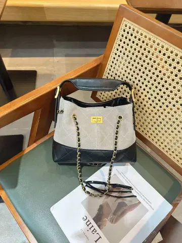 체인 숄더백 2WAY 아이보리 x 블랙