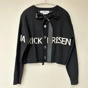 MAISON MAVERICK PRESENTS 숏 기장 블랙 가디건