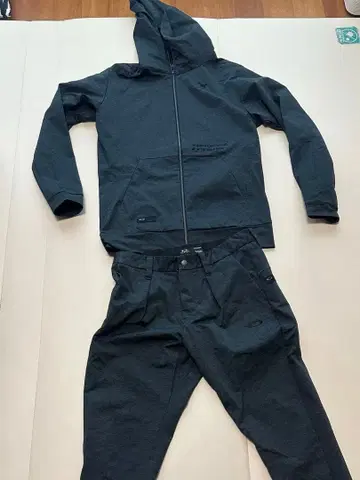 오클리 골프웨어 셋업 M 사이즈