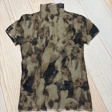 me 애니멀 프린트 하이넥 상의