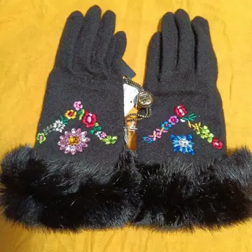 Think Bee! 자수 장갑 블랙 21cm-22cm