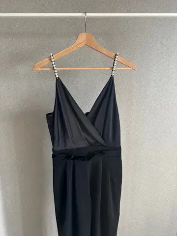 [ eimy istoire ] 블랙 펄 스트랩 올인원