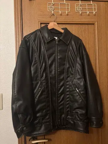 러그아젬 가죽 아우터