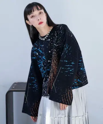 페인트 모티브 니트(HARE)