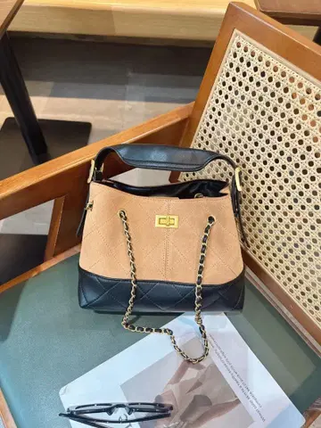 체인 숄더백 2WAY 카멜 x 블랙