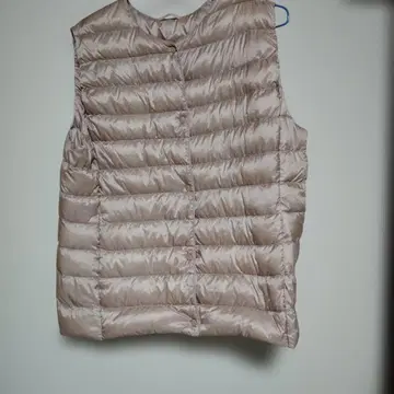 유니클로 울트라 라이트 다운 베스트 핑크 XL 여성용