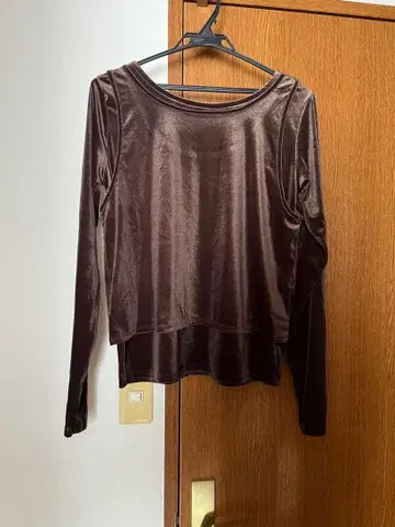 미사용 LEPSIM 브라운 벨벳 긴팔 상의