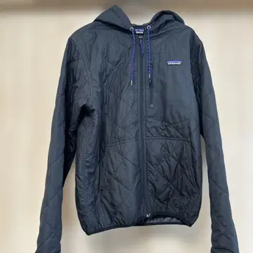 patagonia 라이트 아우터 블랙