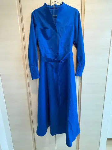 새상품 미착용 파란색 폴리에스테르 긴팔 원피스 Size 1