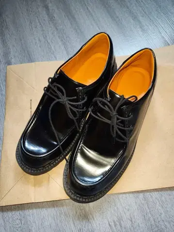 UNIQLO:C 드레스 신발