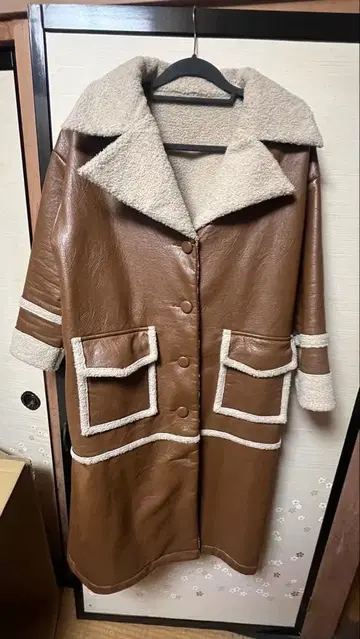 다리치 가죽 롱 코트