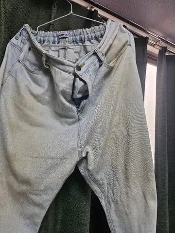 PUNYUS 라이트 블루 데님 팬츠