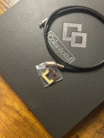 [ 미사용 ] 코란토테 AURA mini 골드 x 화이트 라메 L