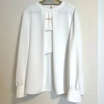 PLST 플라스테 화이트 긴팔 블라우스