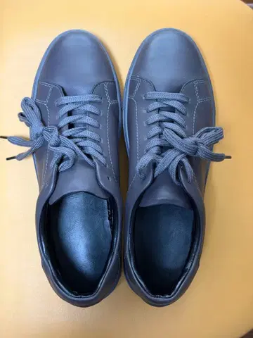 GU 리얼 가죽 스니커즈 그레이 27cm