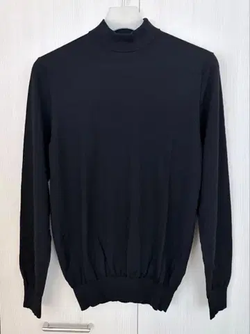 투모로우랜드 트리코 모크넥 니트 블랙 M 사이즈