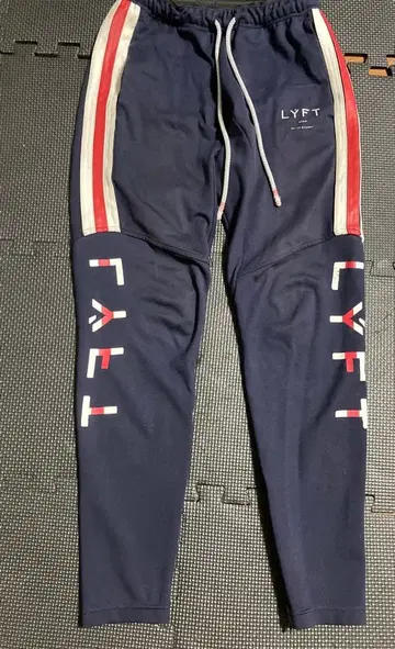 LYFT 리프트 트레이닝 팬츠 S 사이즈 깔끔 네이비 근력 운동