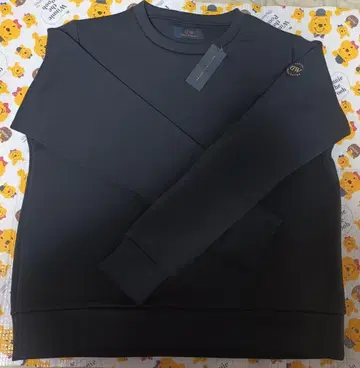 Daniel Wellington 블랙 맨투맨