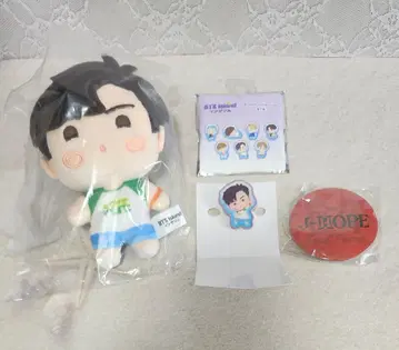 BTS 제이홉 마스코트 참 브로치 캔뱃지