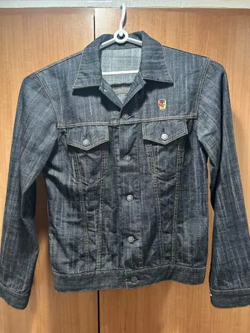 다크 데님 스컬 자수 자켓