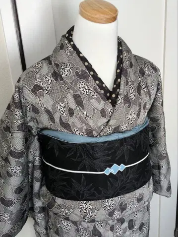 모던 기모노 코몬 기하학 패턴 브라운 계열