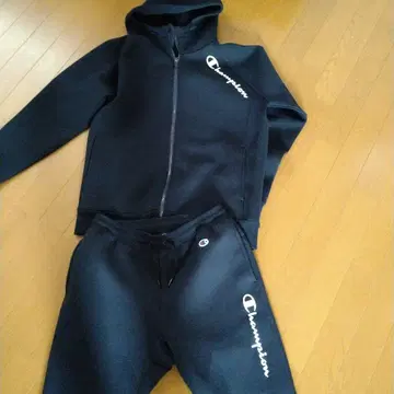 Champion 블랙 맨투맨 셋업