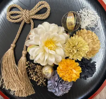 성인식 일본 의류 후리소데 시치고산 머리 장식