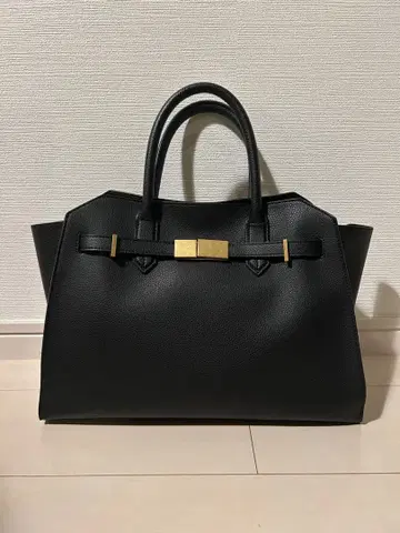 Mila Owen 블랙 토트백