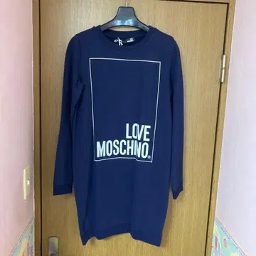 모스키노 미사용 새상품 맨투맨 원피스 네이비