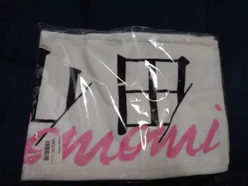 [ 새상품 미개봉 ] 사쿠라자카46 야마다 모미 머플러 타월