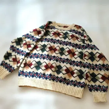 아가일 무늬 니트 스웨터 긴팔 두꺼운 원단 울 100% U넥 레트로