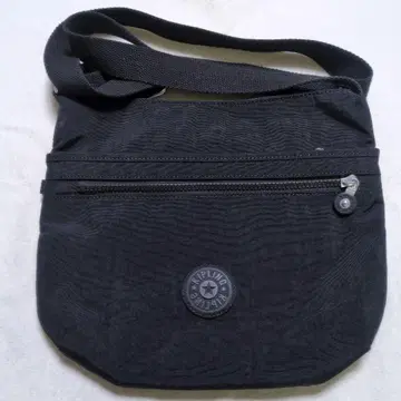 Kipling 블랙 숄더백