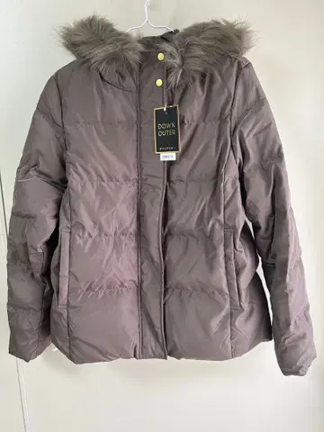 택 포함 새상품 GU 그레이 다운 자켓 후드 부착